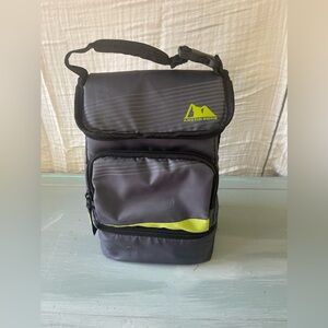Artic zone lunch bag